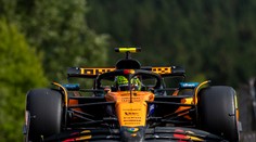 V Maďarsku dominoval McLaren už v tréningoch, oba mali rovnakého víťaza. Alonso riešil zdravotný problém