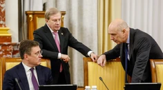 Znepokojenie na ruskom trhu s palivami: Kremeľ tvrdí, že má dostatočné zásoby, zvažuje však zákaz vývozu nafty