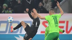 Wolfsburg s Vavrom deklasoval súpera, prekvapenie sa zrodilo na úkor Borussie Dortmund
