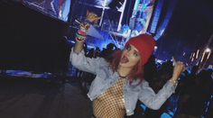 Nechutná hviezdička neprestáva šokovať. Z jej správania sa obracajú žalúdky