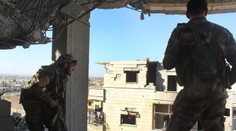 Hlavné mesto Islamského štátu je dobité, hlásia Američania so sýrskymi povstalcami