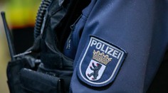 Nemecký policajt smrteľne postrelil agresora pri nočnom klube