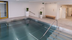 FOTO: V Banskej Bystrici otvorili škôlku snov. Ponúka bazén, infrasaunu aj tobogány pod jednou strechou