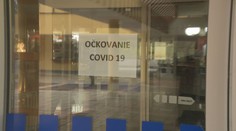 Mnohí seniori sa k vakcíne proti Covidu-19 nemajú ako dostať. Domovy dôchodcov volajú po zmene