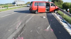 Pri nehode pri Malackách sa zranilo päť ľudí, vrátane dvoch detí