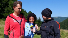 Aleš Tvrdý precestoval takmer 70 krajín a manželku si našiel v Namíbii. Ján Tribula oboch zobral na hory