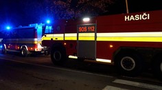 Bytový dom na východe Slovenska v plameňoch, viacerí ľudia boli intoxikovaní