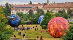 VIDEO: Unikátna výstava v planetáriu. Na návštevníkov tu čakajú desaťmetrové modely planét