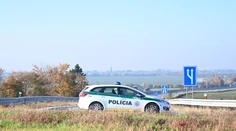 Na diaľnici D1 pred Voderadmi sa zrazili dve autá a kamión