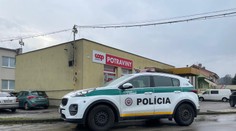 Zlodeji vykradli potraviny pri Trenčíne: Ukradli trezor a cigarety