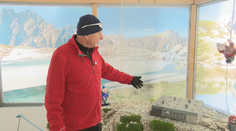 Tatry v malom. Umelec z Popradu vytvoril na Hrebienku jedinečnú expozíciu