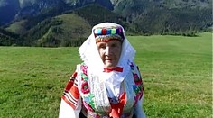 Zomrela prvá slovenská modelka. Rodáci sa s ňou rozlúčili na cintoríne v Ždiari