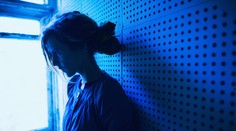 Niektoré deti utekajú z domu pre šikanu, iné za druhým rodičom. Kolujú o nich zraňujúce mýty, varujú odborníci