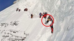 VIDEO: Horolezca na K2 šokovalo správanie ostatných. Umierajúceho muža všetci prekračovali