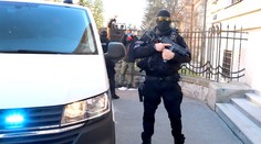 Vojna v bezpečnostných zložkách neutícha, NAKA má v hľadáčiku ďalšie známe mená