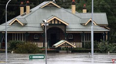 Silné dažde v Austrálii si vyžiadali evakuáciu tisícov ľudí