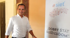 Procházka: Vyzývam Fica na priamy súboj pred kamerami