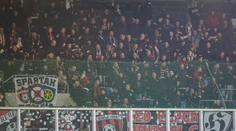 Polícia obvinila troch trnavských výtržníkov. Po derby zaútočili na policajtov a vyčíňali v MHD
