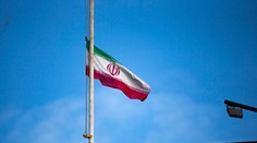 Pri atentáte na iránskeho jadrového vedca bola použitá zbraň riadená družicou