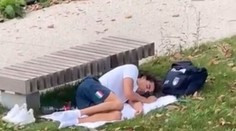 VIDEO: Zlatý medailista kritizuje podmienky v olympijskej dedine. Vyspať sa radšej vybral do parku