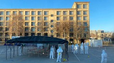 Čínske mesto Čching-tao eviduje denne až pol milióna nových prípadov covidu