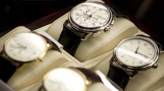 Švajčiarske hodinky riešia závažný problém. Zvoní im umieračik?