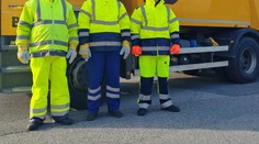 Prezliekajú sa za smetiarov a chodia koledovať. Určite im nedávajte peniaze