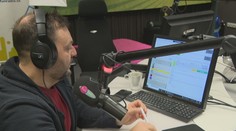 Juniorov hlasný návrat: Od škrabania v hrdle po chirurgický zákrok