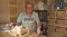 Výnimočné umenie: Bývalý vojak vyrába fascinujúce drevené modely