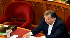 Maďarský parlament prijal zákon znemožňujúci fungovanie Sorosovej univerzity