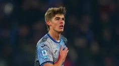 Serie A: AS Rím s hladkým víťazstvom. Atalanta opäť uspela a vrátila sa na čelo tabuľky