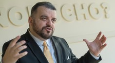 Fico odvolal Chmelára z funkcie poradcu premiéra. Vraj za to môže jeho kritika Štefana Kuffu