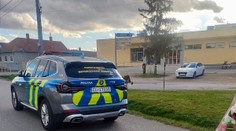 Desivý čin pri Zlatých Moravciach: Muž (30) podrezal ženu (54) na ulici