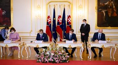 Vládni poslanci majú podpísať koaličnú dohodu tento týždeň