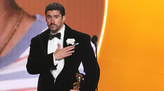 Spevák z Portorika ovládol Grammy. Ocenenie získali aj Lady Gaga či iba osemročná speváčka