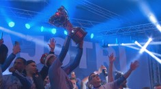 VIDEO: Tisíce fanúšikov bratislavského Slovana zaplnili centrum hlavného mesta