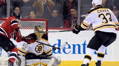 New Jersey zdolalo Boston, Schneider s čistým kontom