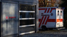 Hororový zážitok ťažko chorej seniorky. Na mol opitý šofér zaspal a nechal ju v sanitke 6 hodín