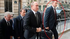 Putinov bodyguard sa pokúsil o samovraždu. Prezidentovi nosil kufrík s jadrovými kódmi