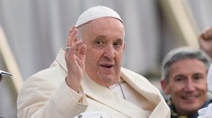 Pápež sa nezúčastní na krížovej ceste v Koloseu. V Ríme je totiž mimoriadne chladné počasie