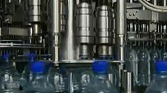 Zatvorili závod na výrobu Slatiny. Ľudia ostali bez práce a bez peňazí