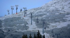 Dráma v Tatrách: Chlapec sa zošmykol z lanovky, otec ho vydržal držať za ruku asi 300 metrov