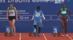 VIDEO: Najpomalšia stovka v histórii. Reprezentantka Somálska prišla do cieľa s obrovským mankom