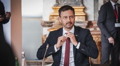 Premiér: Sme neúprosní voči tým, ktorí predávajú naše princípy za ruské peniaze