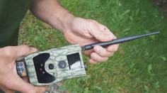 Prichytený pytliak chcel zničiť fotopascu. Veľmi mu to ale nepomohlo