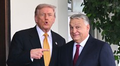 Orbán tvrdí, že Maďarsko za výnimku zo sankcií neplatí ani cent. O miliardovom záväzku pomlčal