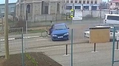 VIDEO: Otec učil šoférovať iba 12-ročného syna. Skončilo sa to nehodou s prekvapivým výsledkom