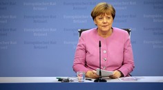 Závery summitu lídrov EÚ odobrili všetci okrem Poľska