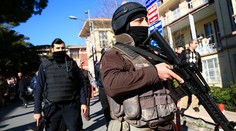 EP vyzval Turecko na zrušenie výnimočného stavu