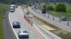 Neďaleko obce Stará Boleslav havaroval autobus s desiatkami detí